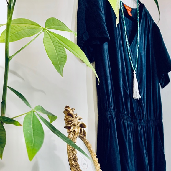 Navy jumper, never worn. - Picture 2 of 3